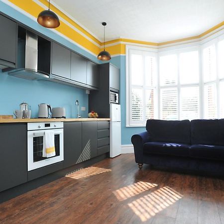 Beechurst Serviced Apartments Cheltenham Buitenkant foto