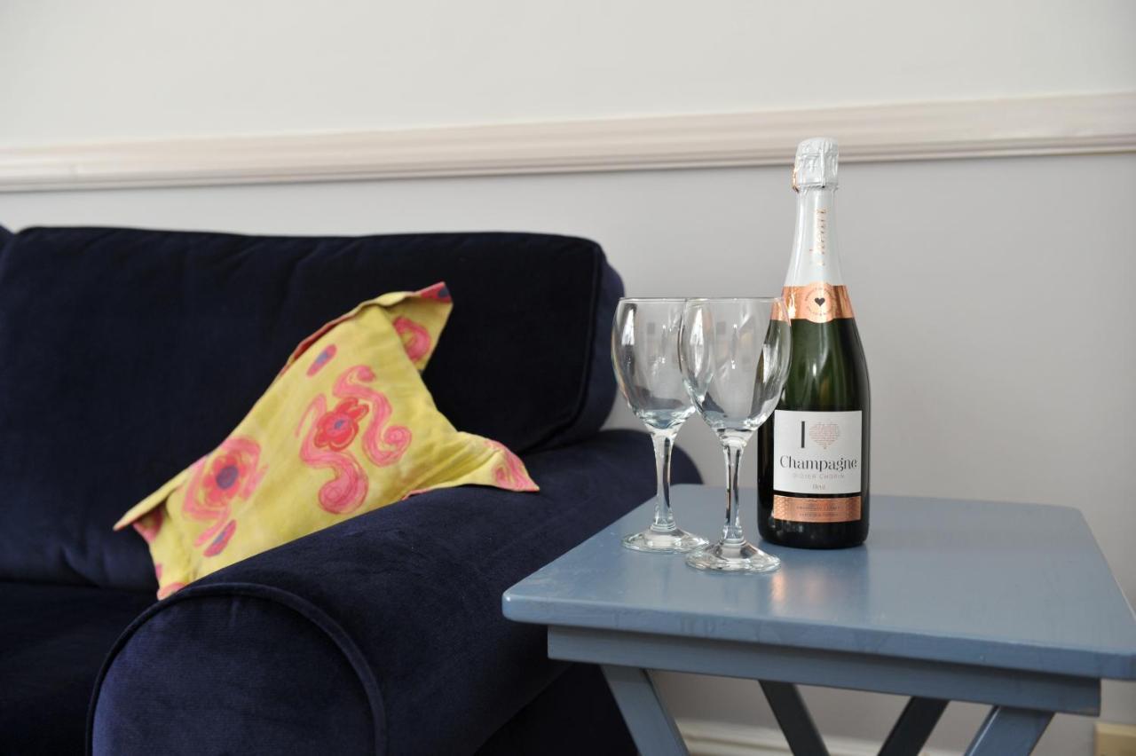 Beechurst Serviced Apartments Cheltenham Buitenkant foto